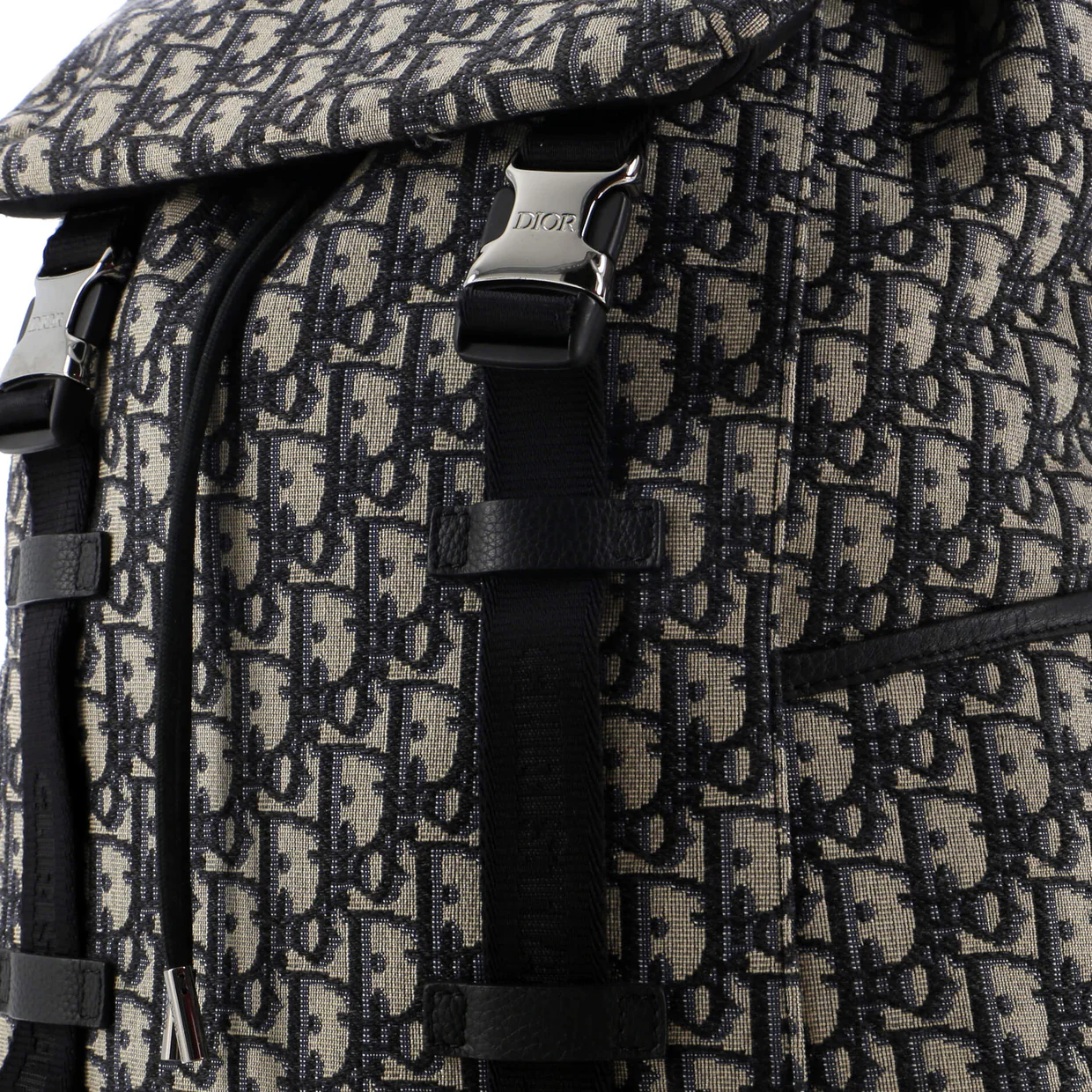 Explorer Backpack Oblique Canvas - Deep Luxury
