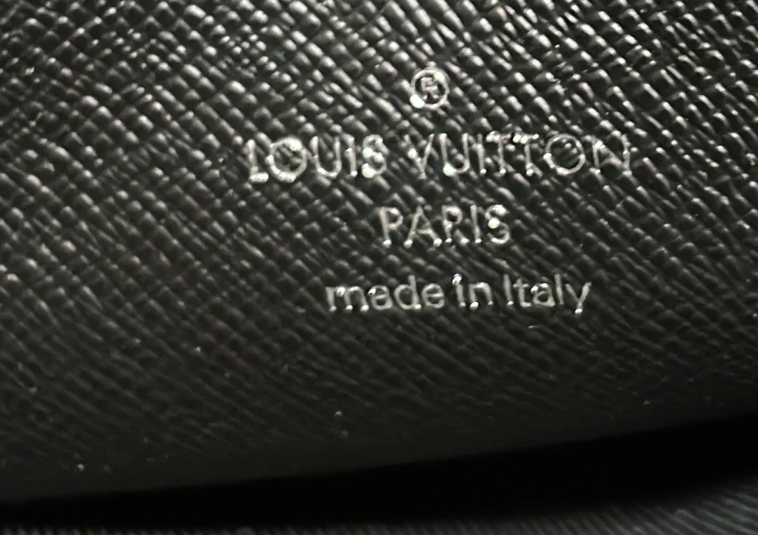 Pochette Voyage Damier Graphite MM - Deep Luxury