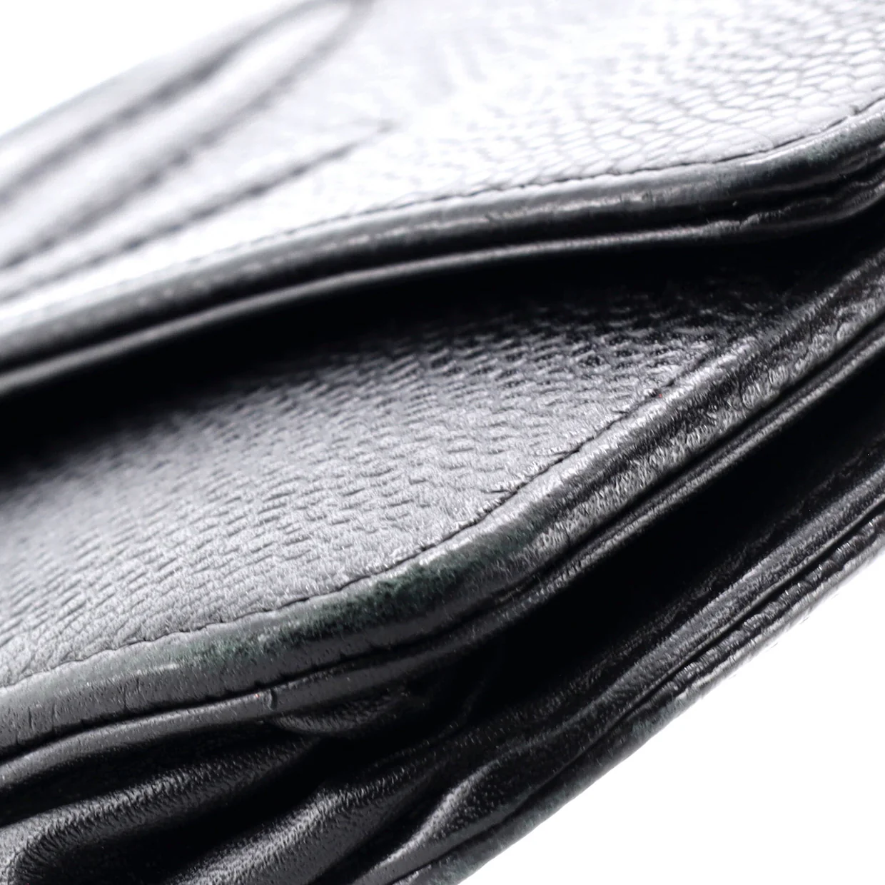 Timeless Wallet on Chain Caviar - Deep Luxury