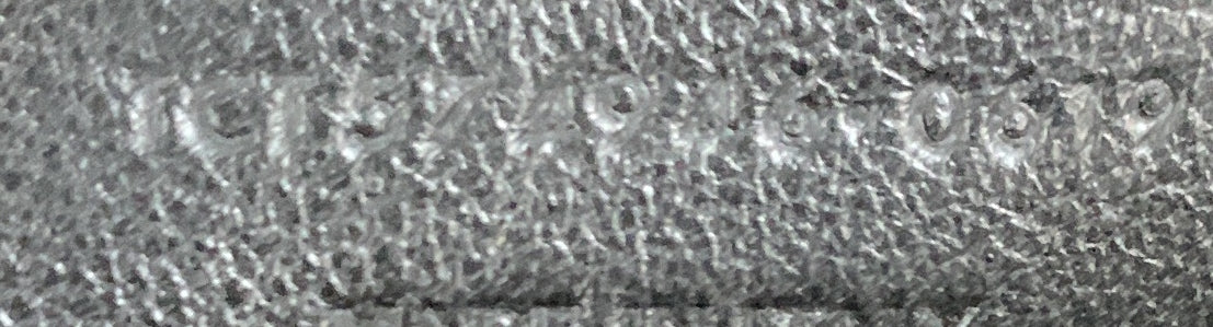 Loulou Shoulder Bag Matelasse Chevron Leather Medium - Deep Luxury