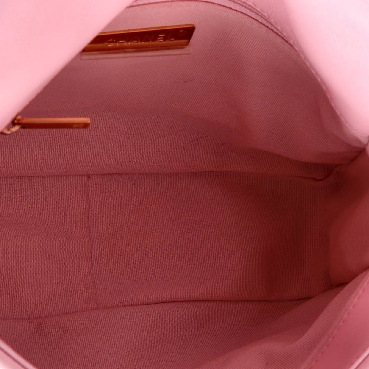 19 Flap Bag Quilted Leather Medium - Deep Luxury