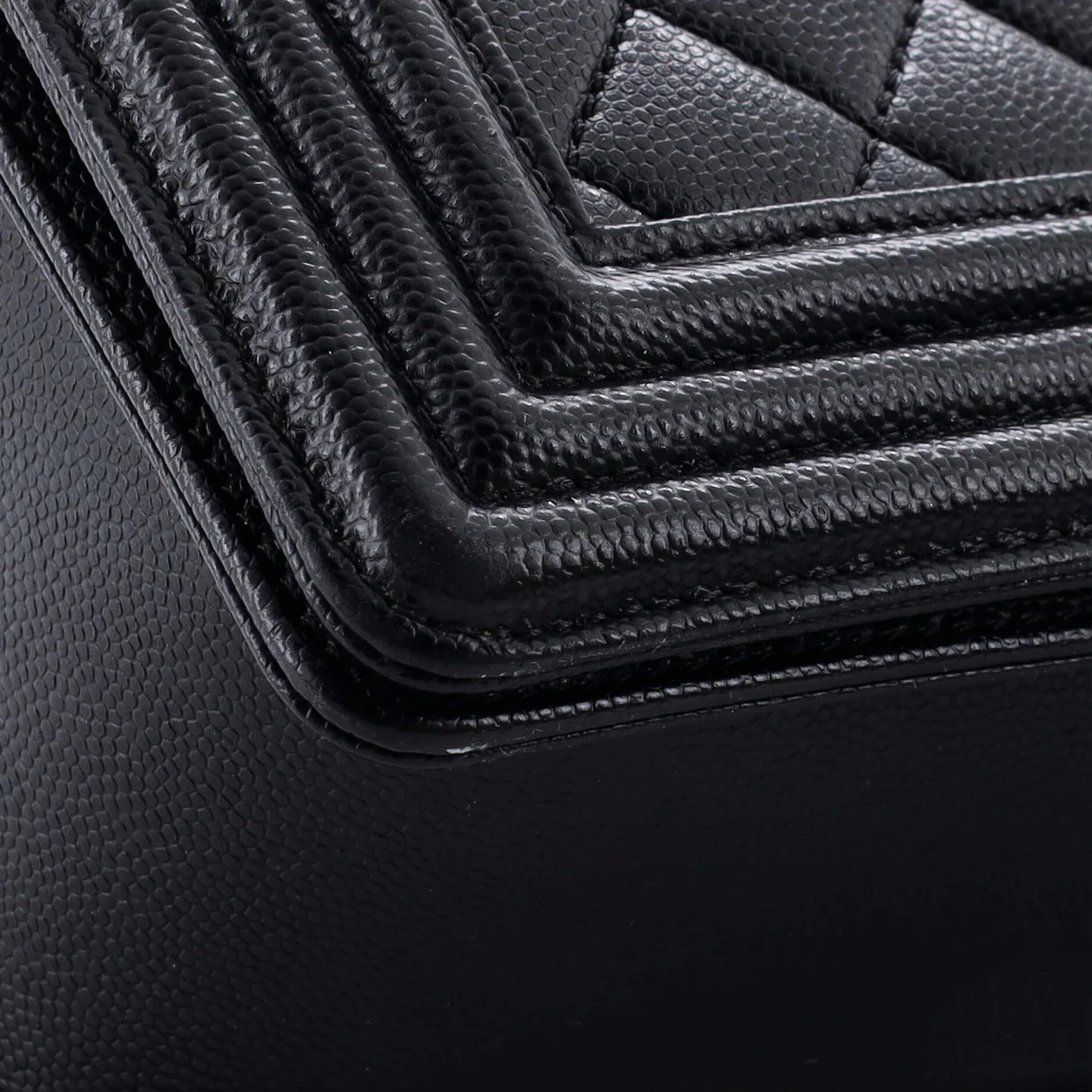 Boy Flap Bag Quilted Caviar New Medium - Deep Luxury