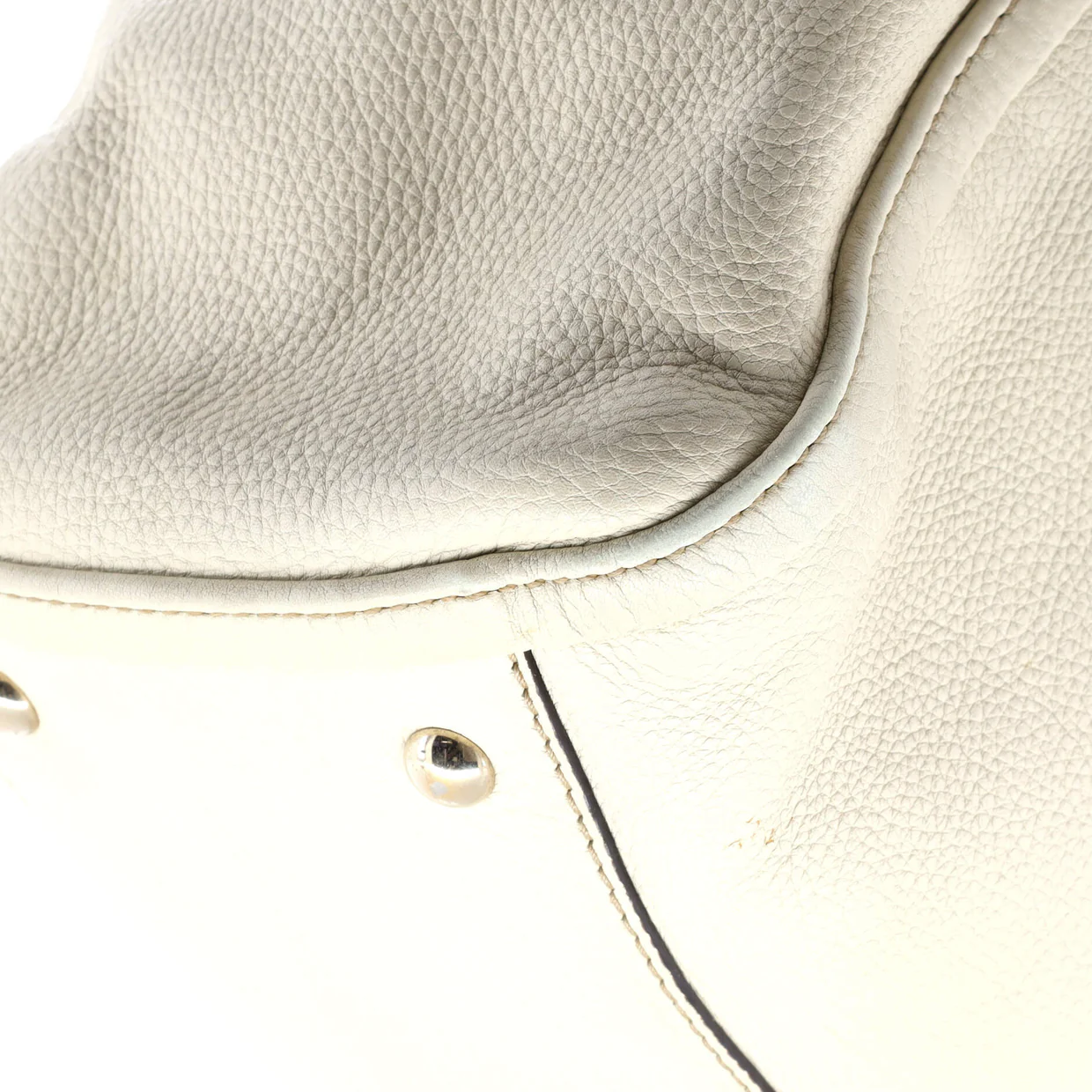 Soho Shoulder Bag Leather Medium - Deep Luxury