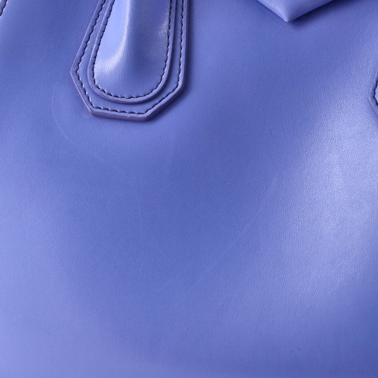 Antigona Bag Glazed Leather Small - Deep Luxury