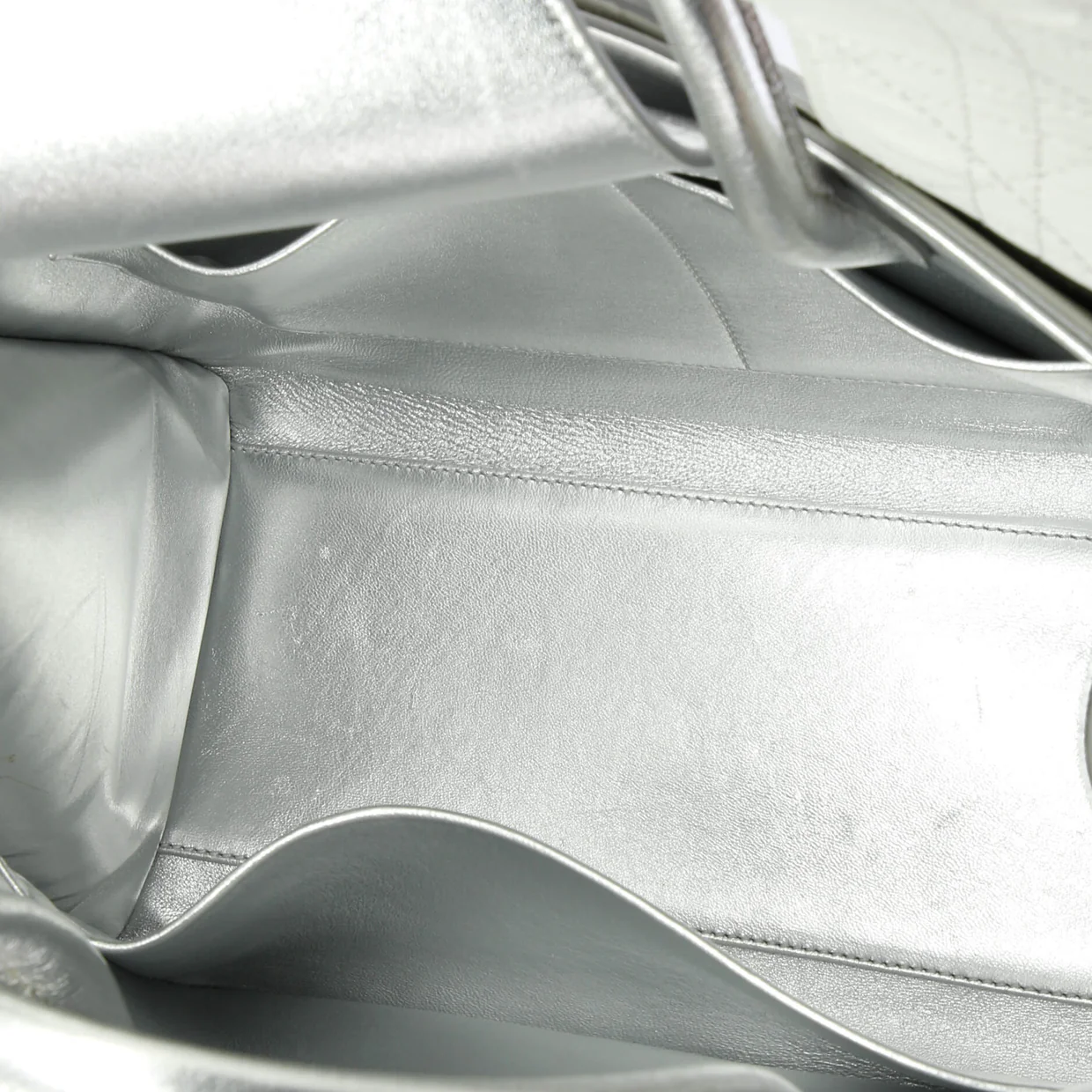 Diorever Bag Leather Medium - Deep Luxury