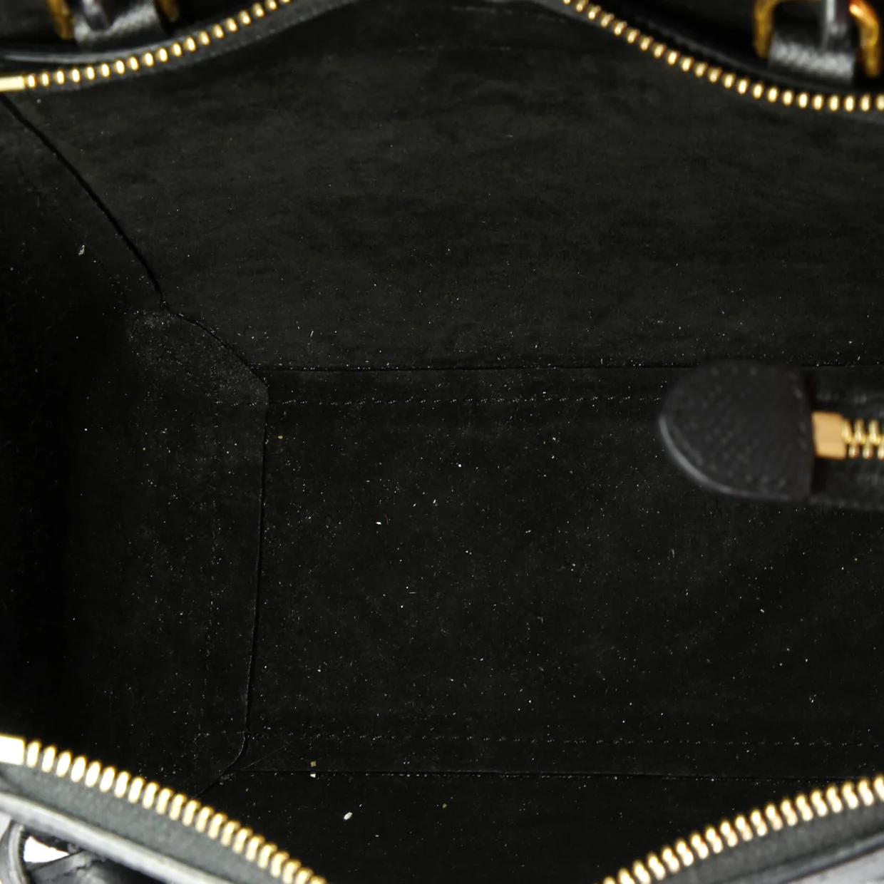 Belt Bag Textured Leather Nano - Deep Luxury