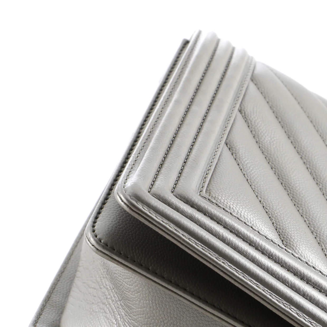 Boy Flap Bag Chevron Caviar New Medium - Deep Luxury