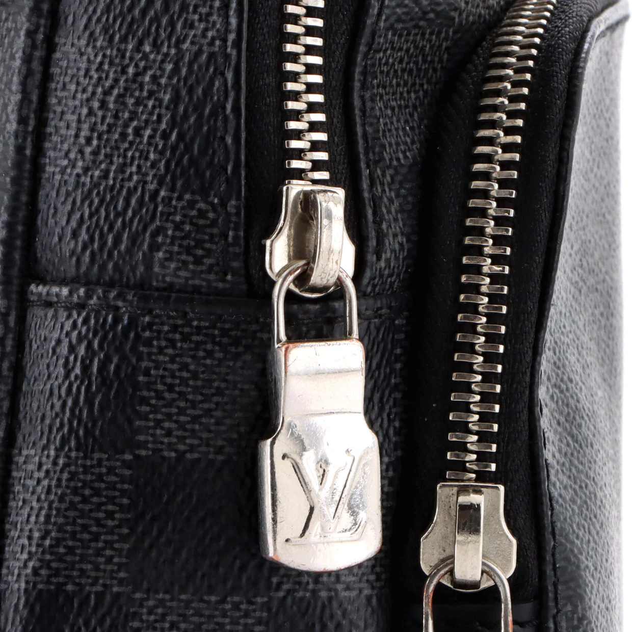 Avenue Sling Bag Damier Graphite - Deep Luxury