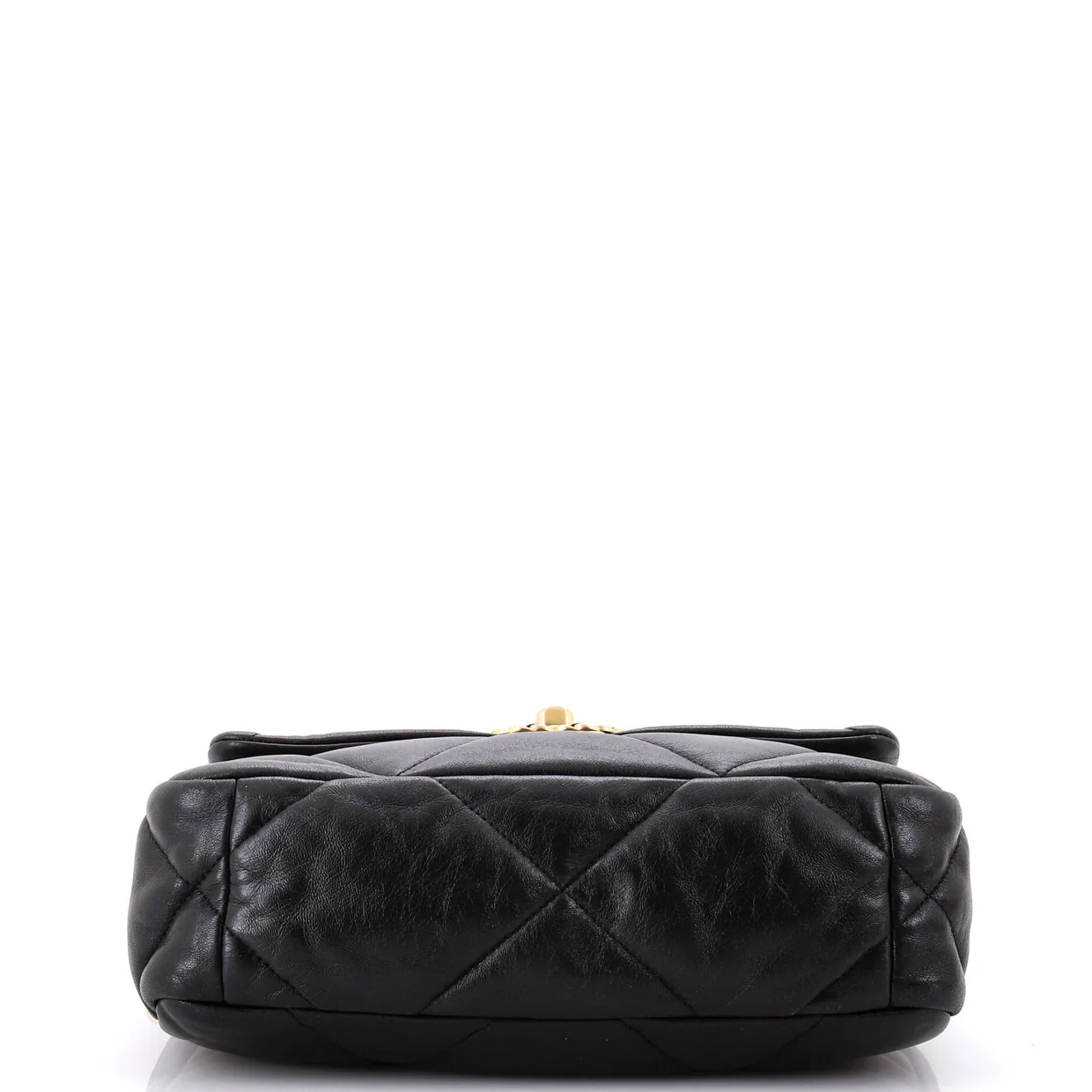 19 Flap Bag Quilted Leather Medium - Deep Luxury