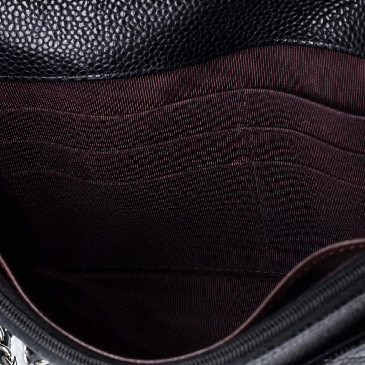 Wallet on Chain Quilted Caviar - Deep Luxury