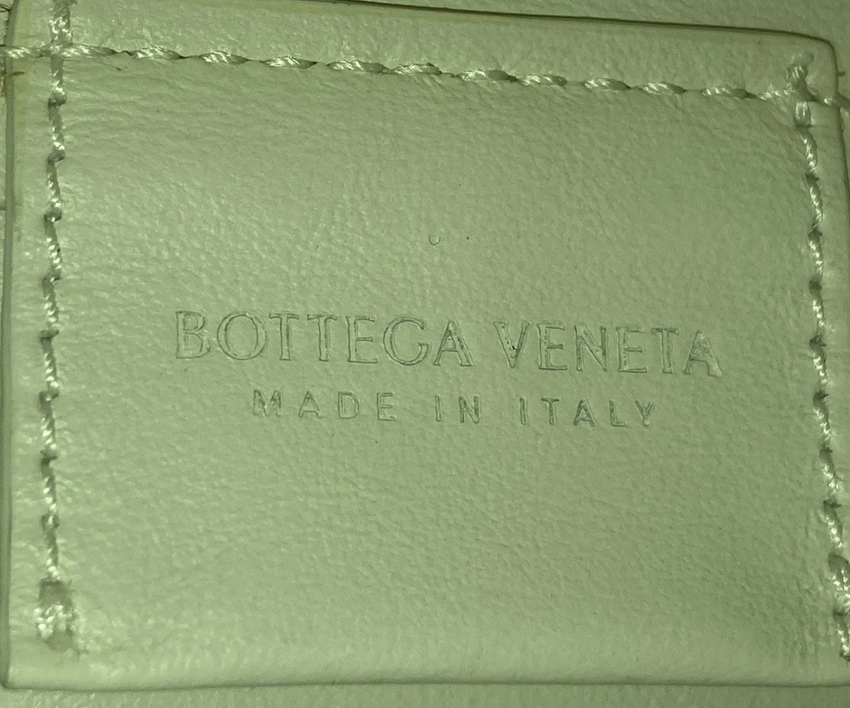 Point Shoulder Bag Leather Small - Deep Luxury