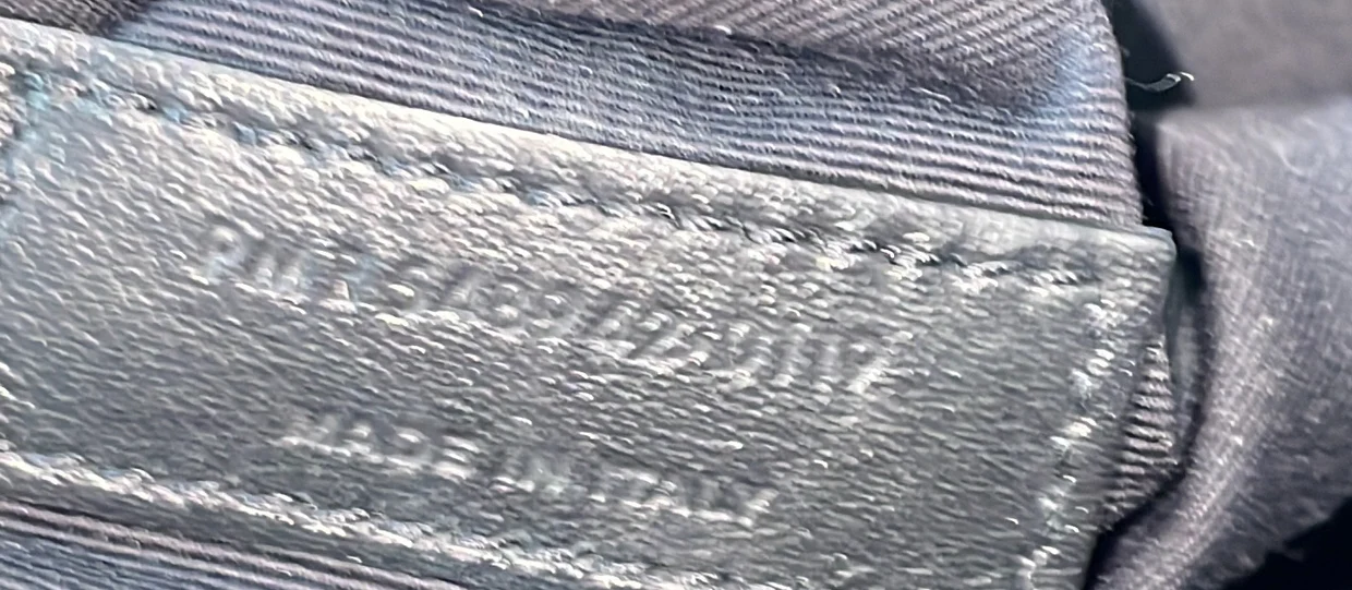 Niki Chain Flap Bag Leather Medium - Deep Luxury