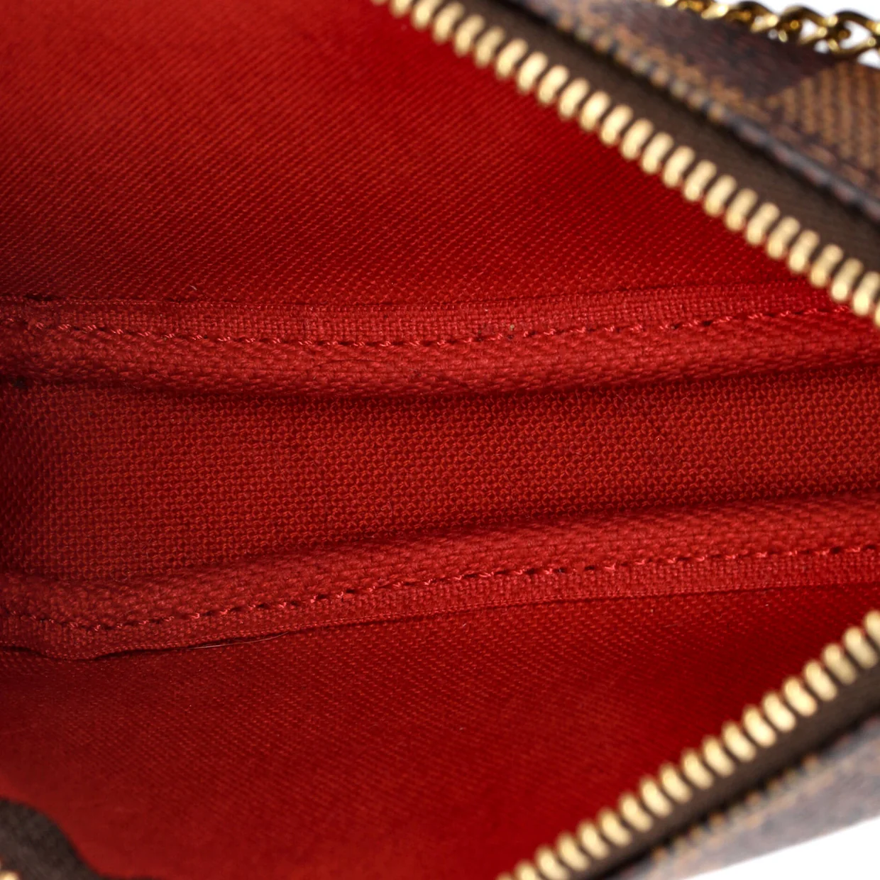Pochette Accessoires Damier Mini - Deep Luxury