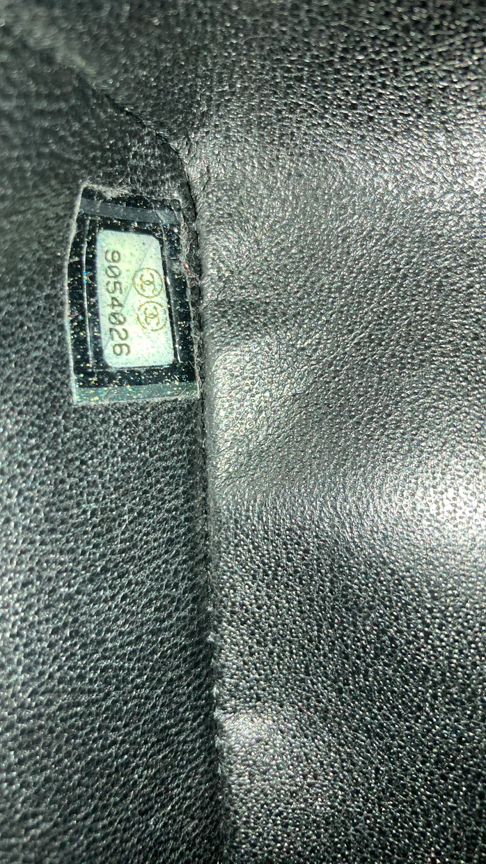 Classic Double Flap Bag Quilted Caviar Medium - Deep Luxury