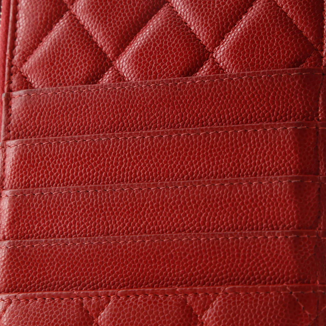 Classic Phone Case Pouch Quilted Caviar - Deep Luxury