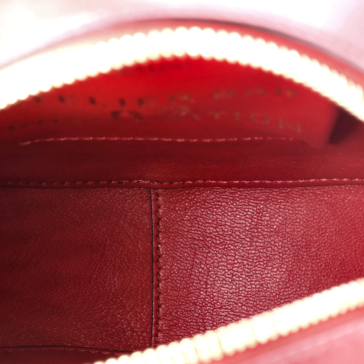 Atelier 03 Rose Edition Round Crossbody Bag Leather - Deep Luxury
