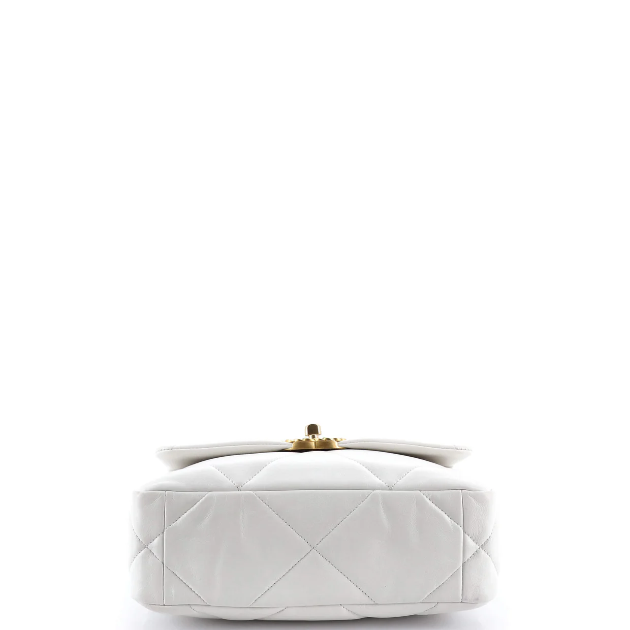 19 Flap Bag Quilted Leather Medium - Deep Luxury