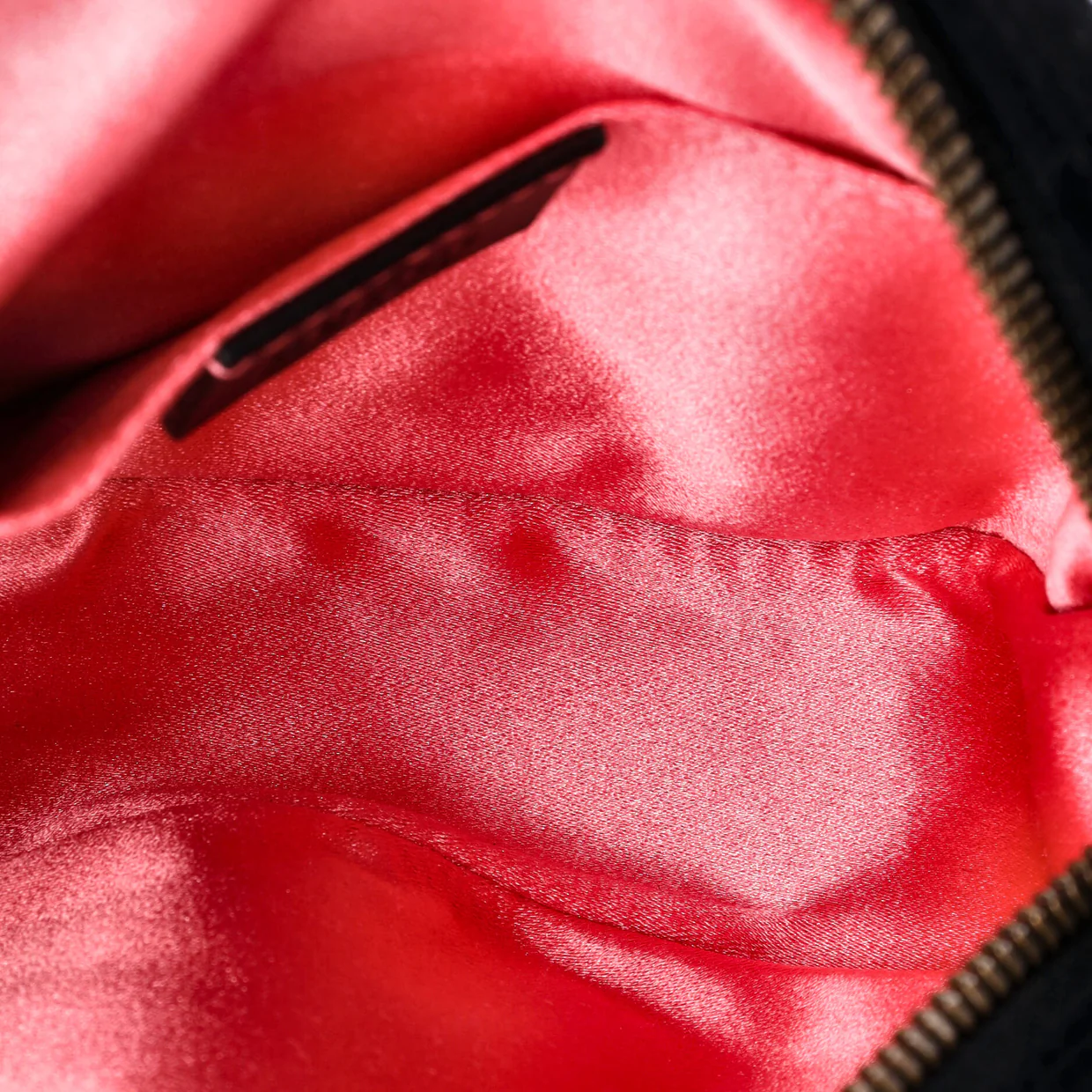 GG Marmont Belt Bag Matelasse Velvet - Deep Luxury