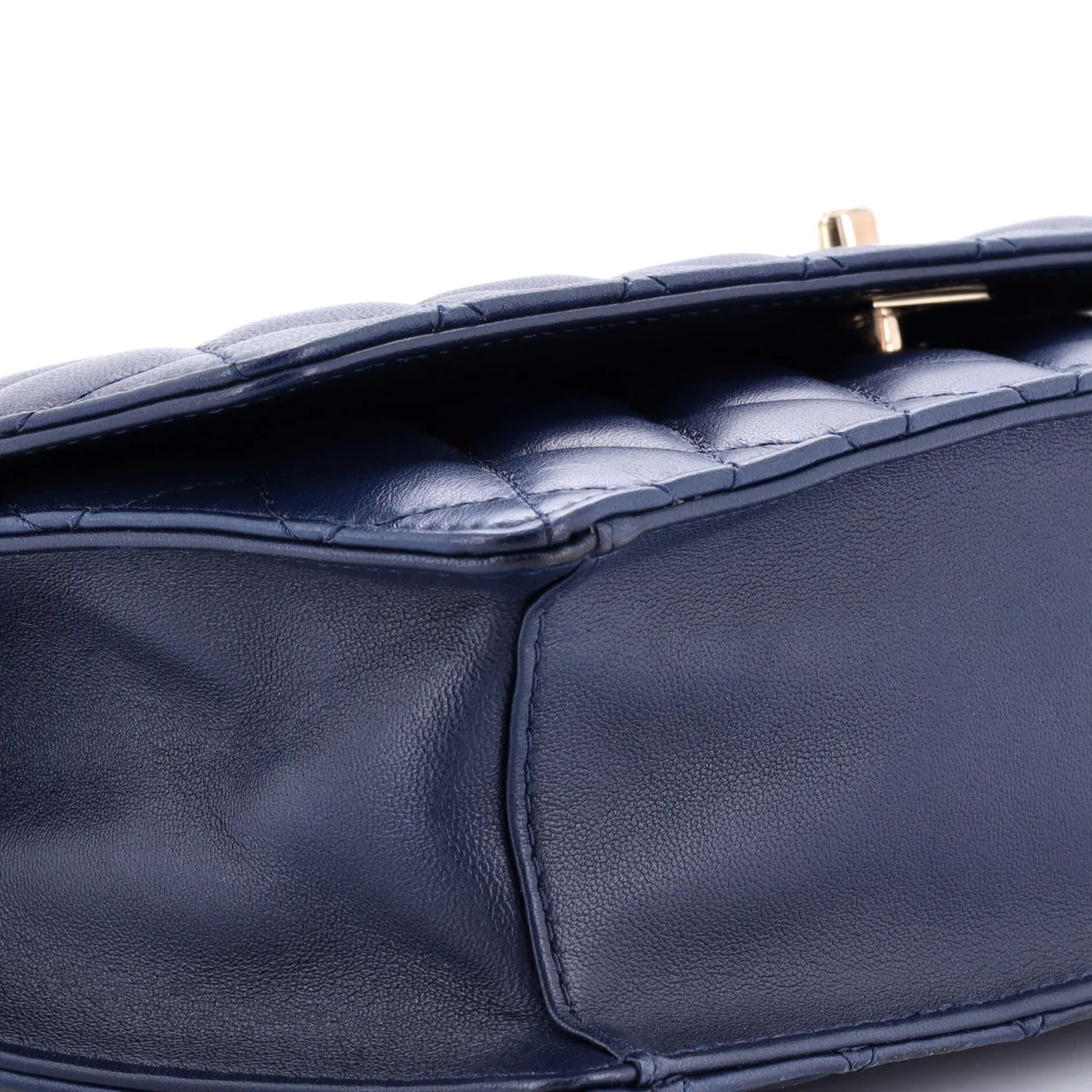 Fantasy Pearls Flap Bag Quilted Lambskin Large - Deep Luxury