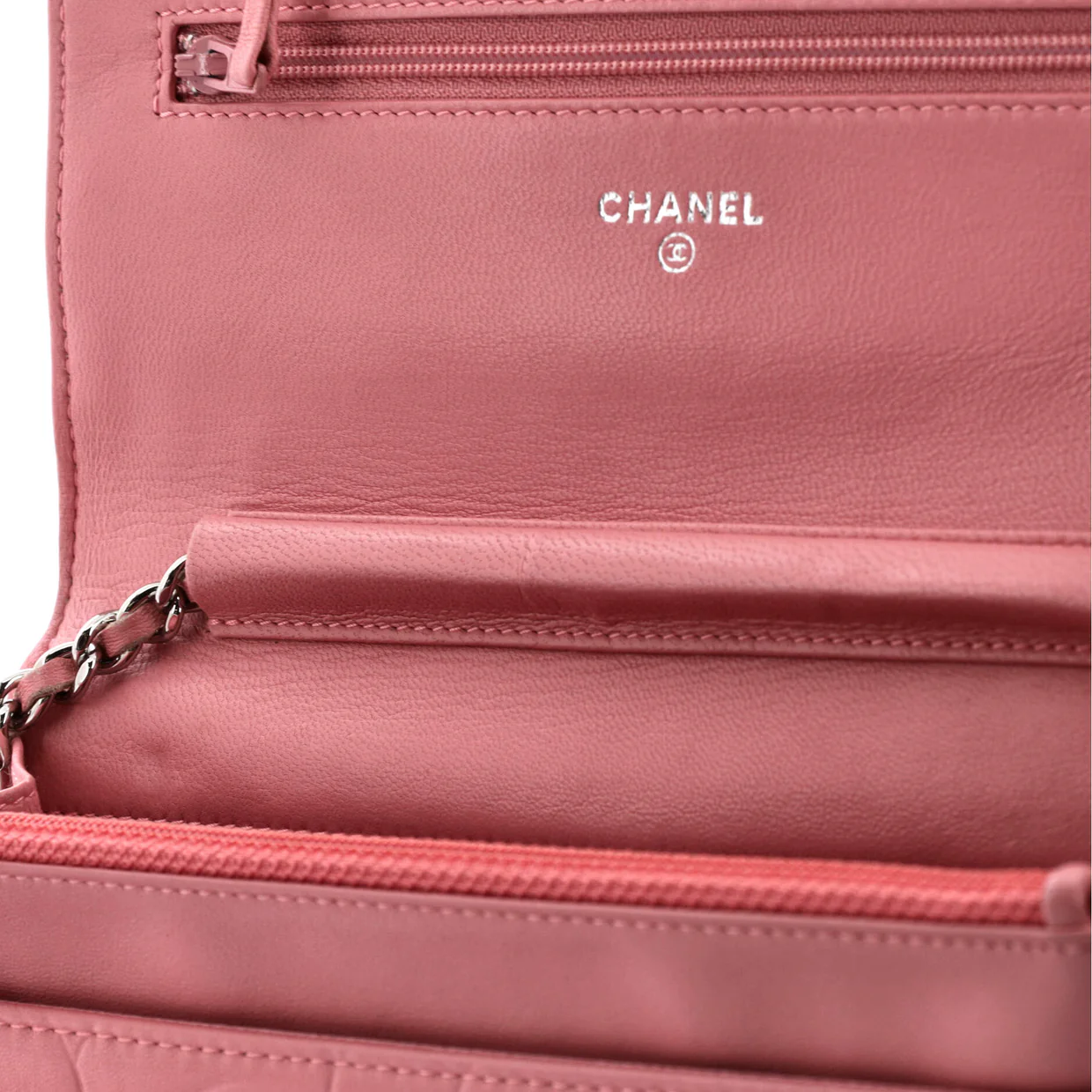 Wallet on Chain Camellia Lambskin - Deep Luxury