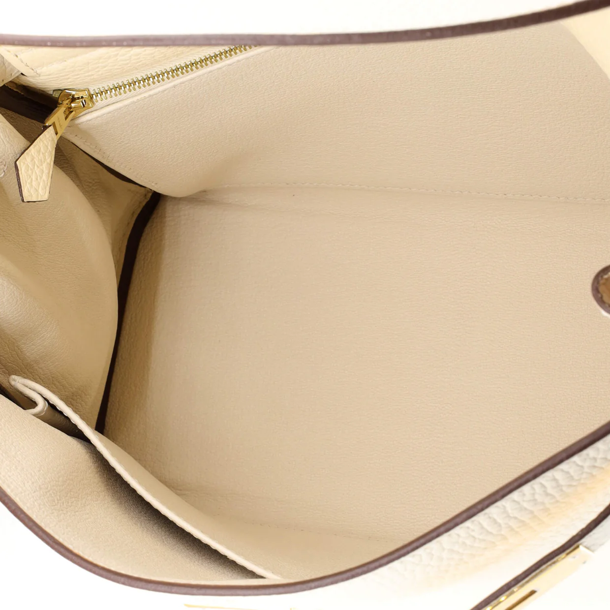 Kelly Handbag Light Clemence with Gold Hardware 28 - Deep Luxury