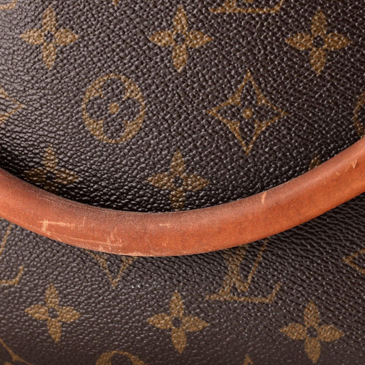 Looping Handbag Monogram Canvas GM - Deep Luxury