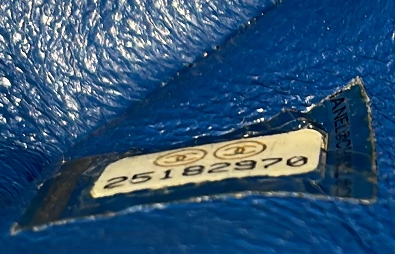 Classic Double Flap Bag Chevron Caviar Medium - Deep Luxury