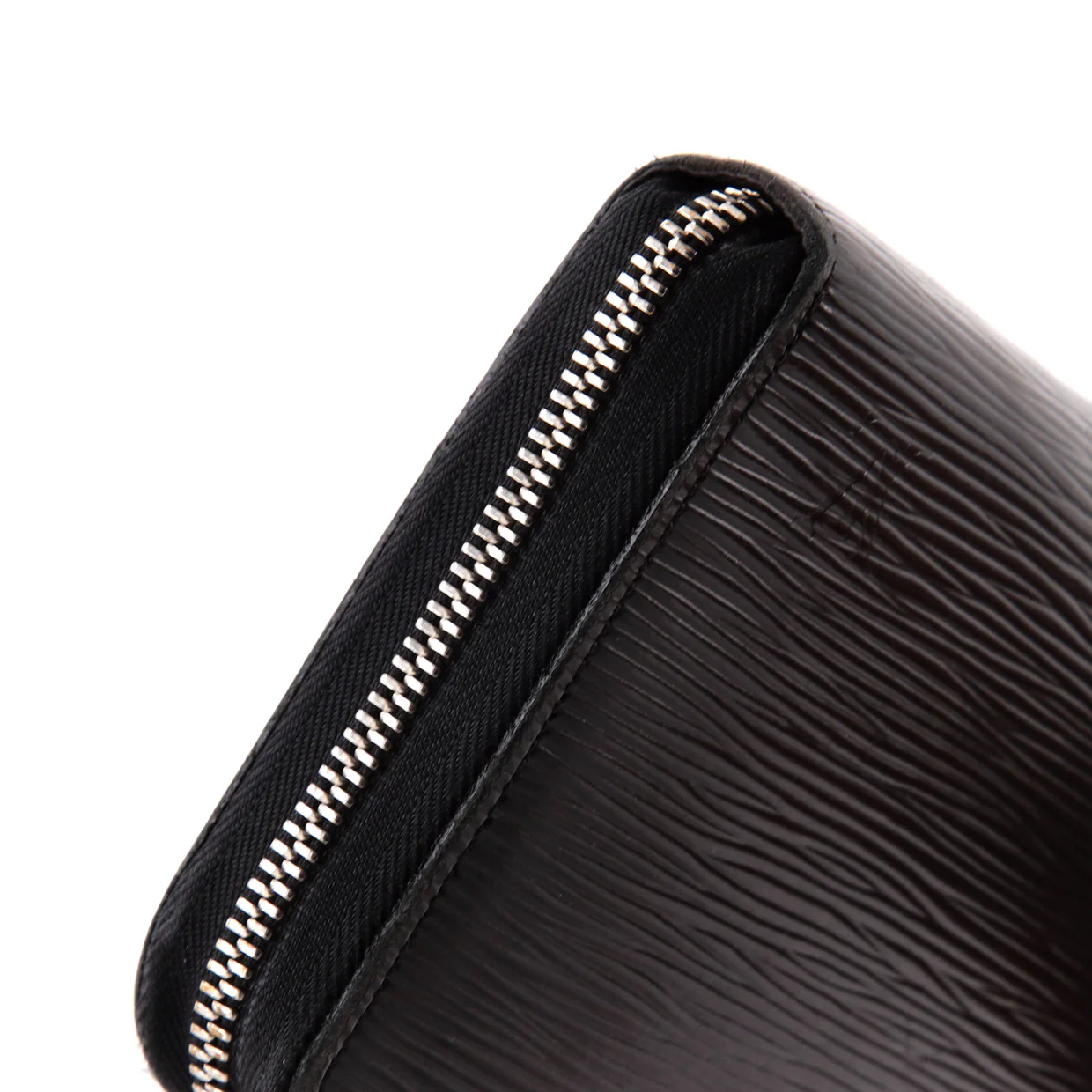 Zippy Wallet Epi Leather - Deep Luxury