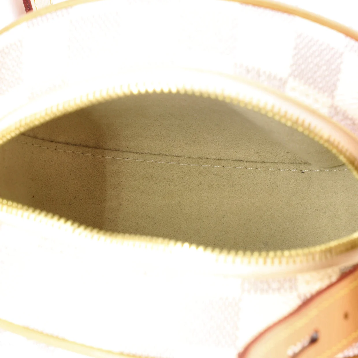 Boite Chapeau Souple Bag Damier PM - Deep Luxury