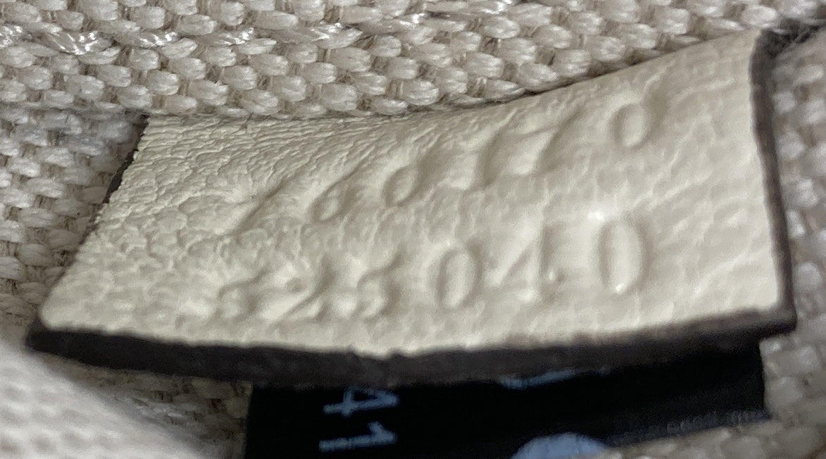 Blondie Shoulder Bag Diagonal Quilted Leather Mini - Deep Luxury