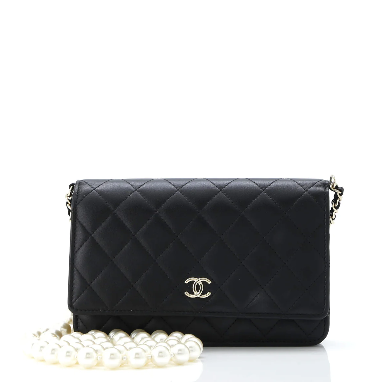 Pearl Strap CC Wallet on Chain Quilted Calfskin - Deep Luxury