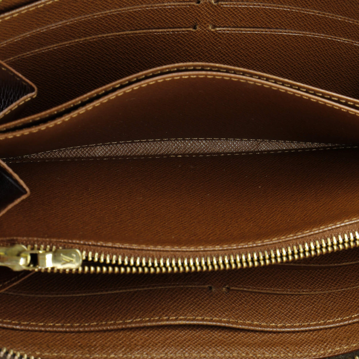 Zippy Wallet Monogram Canvas - Deep Luxury
