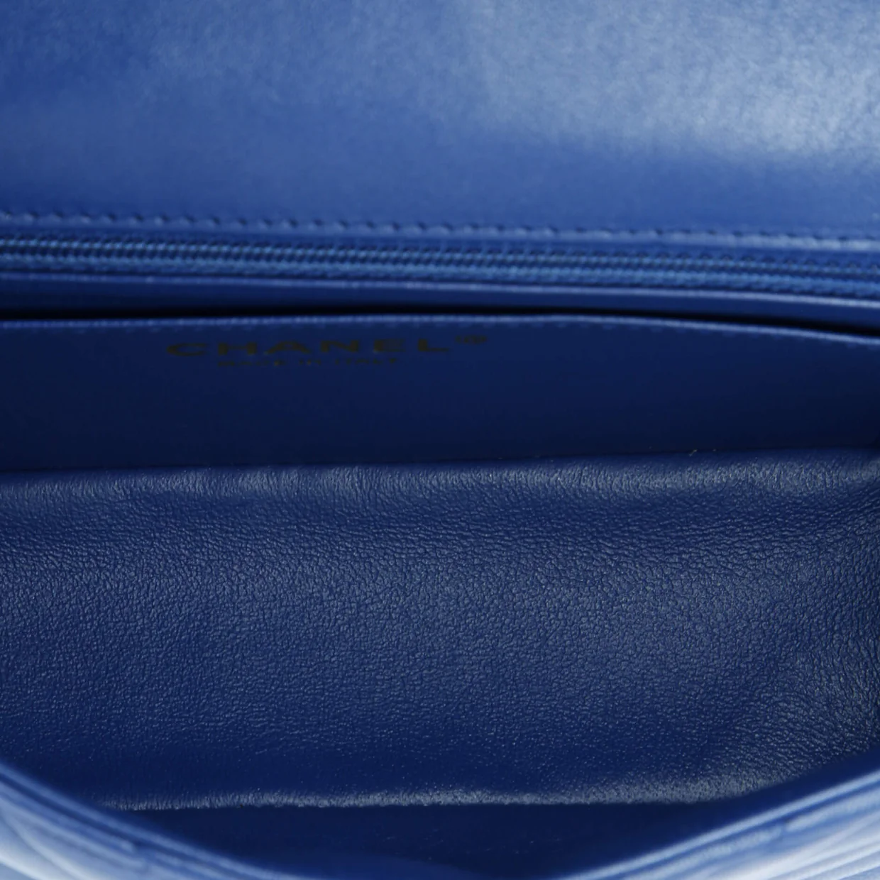 Classic Single Flap Bag Chevron Lambskin Mini - Deep Luxury