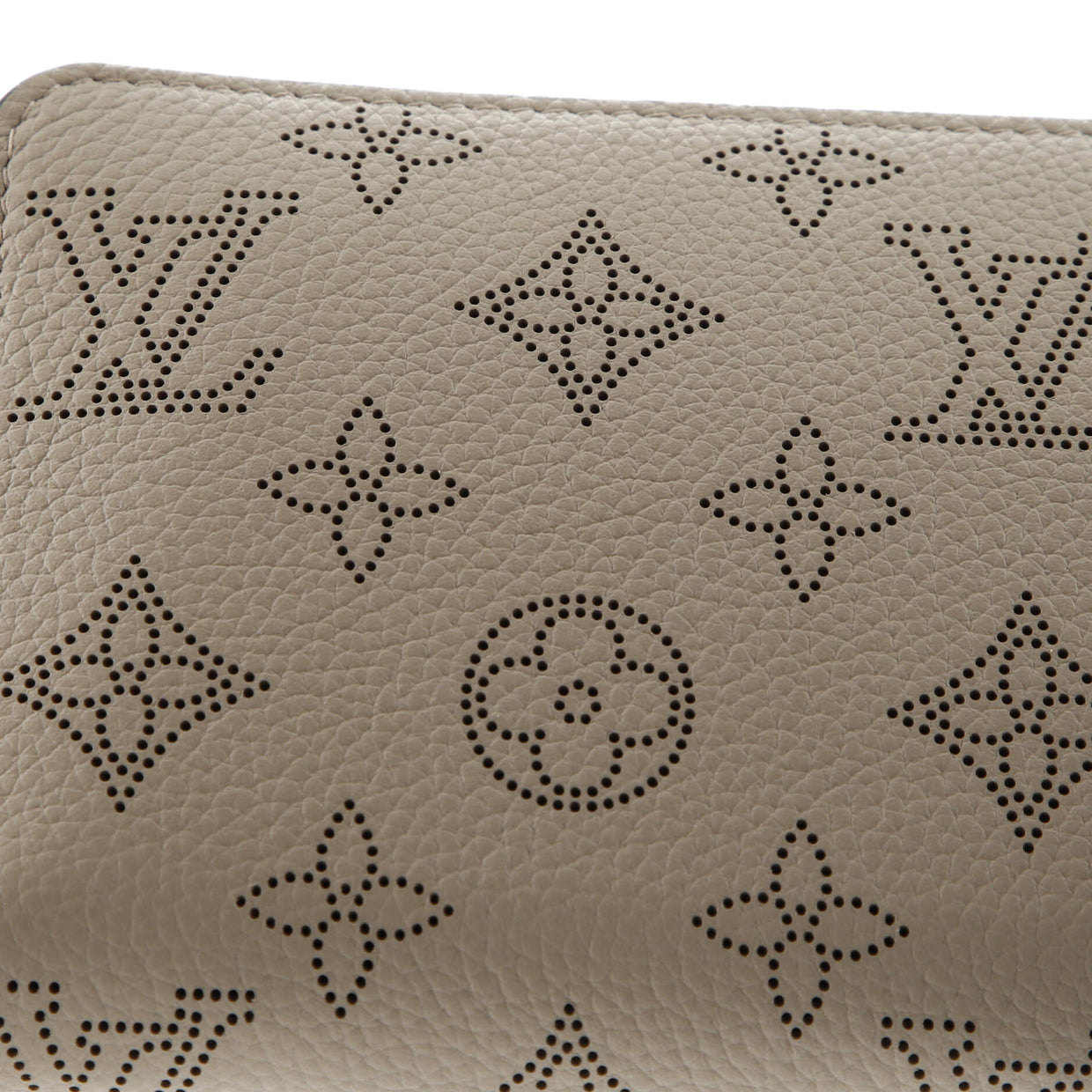 Zippy Wallet Mahina Leather - Deep Luxury