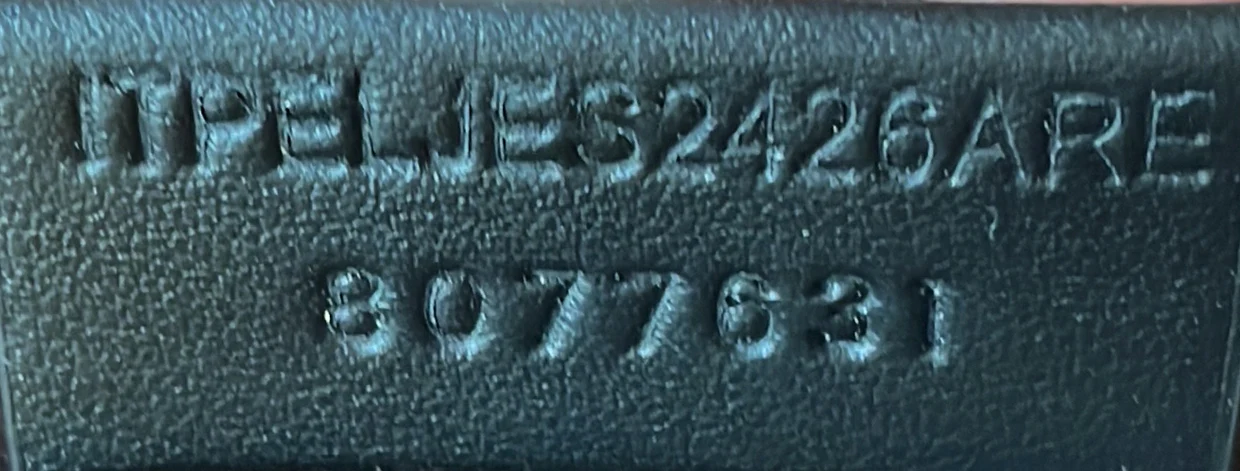 Knight Shoulder Bag Leather Small - Deep Luxury