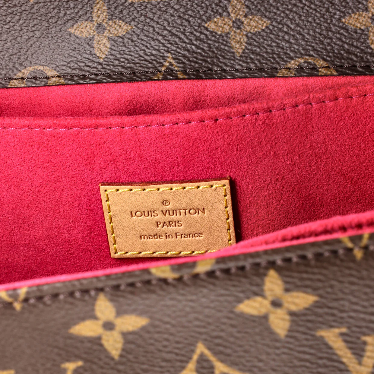 Pochette Metis Limited Edition Patches Monogram Canvas - Deep Luxury