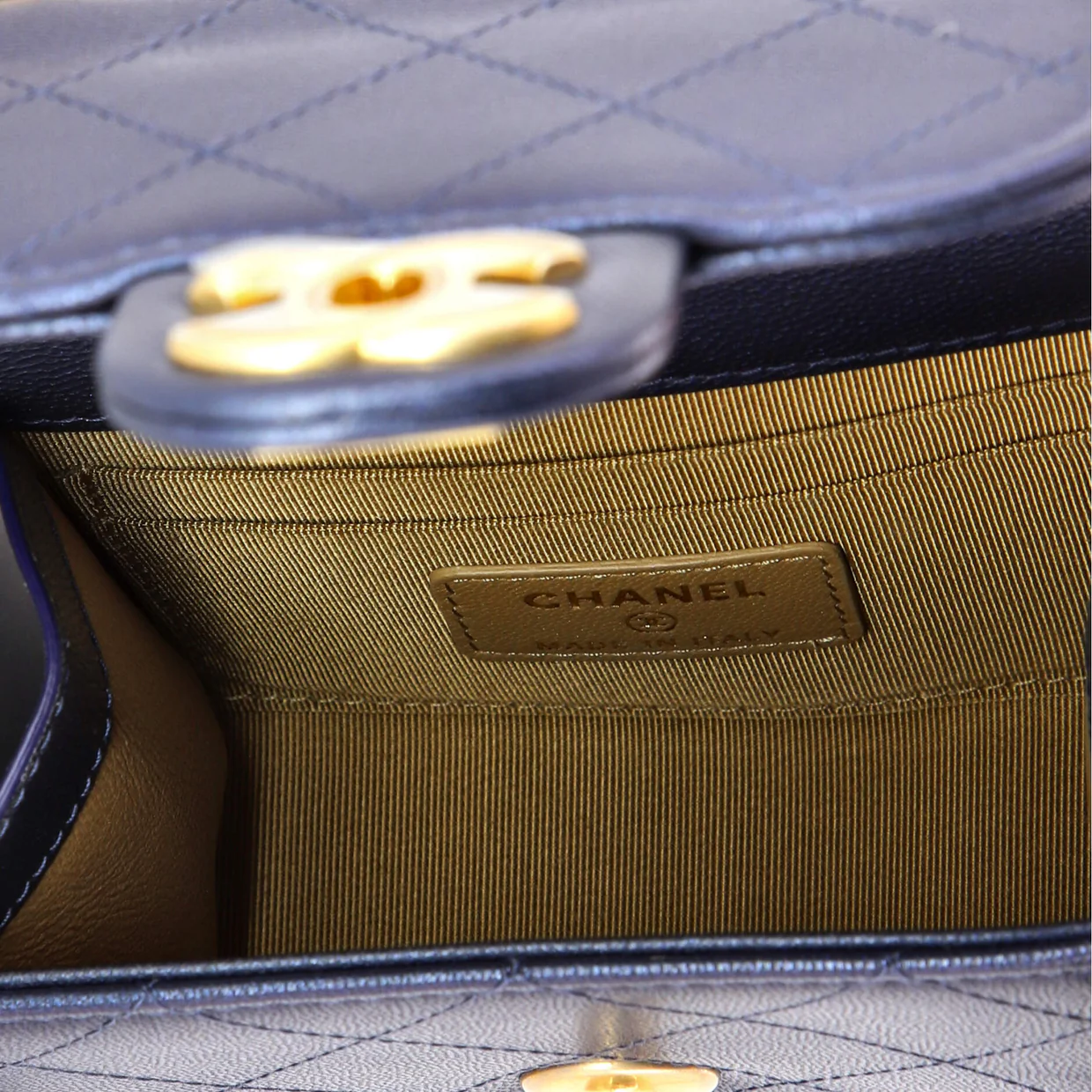 Chic Pearls Flap Clutch with Chain Quilted Goatskin Mini - Deep Luxury