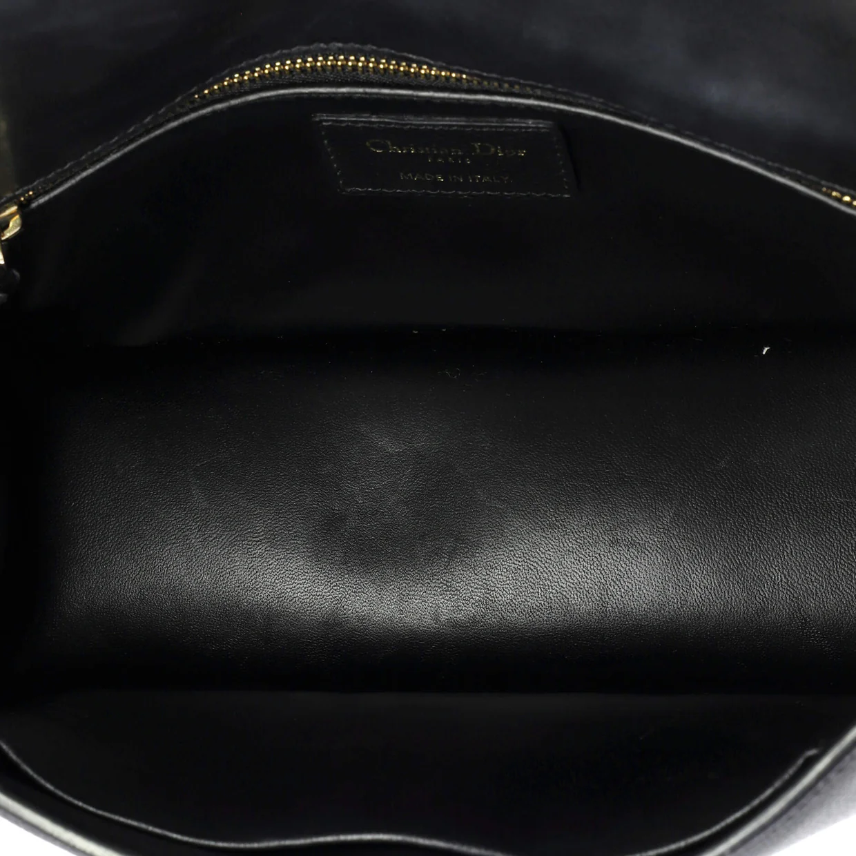 30 Montaigne Chain Flap Bag Leather - Deep Luxury