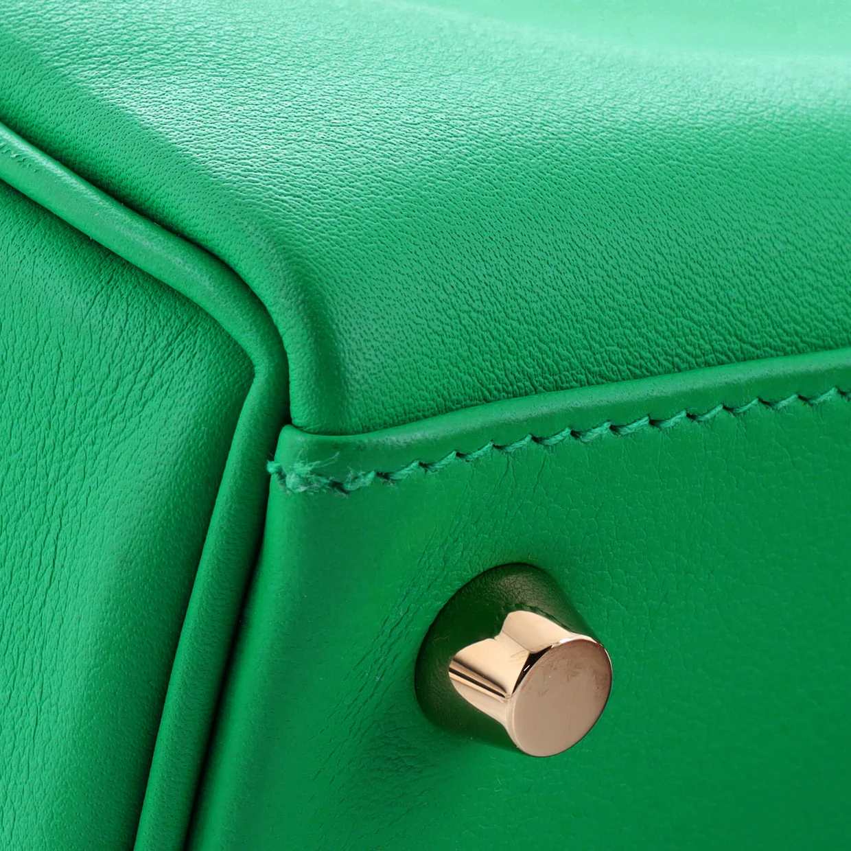 Kelly Handbag Menthe Swift with Gold Hardware 25 - Deep Luxury