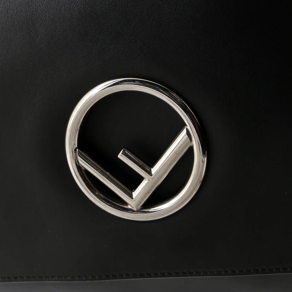 Kan I F Shoulder Bag Leather Medium - Deep Luxury