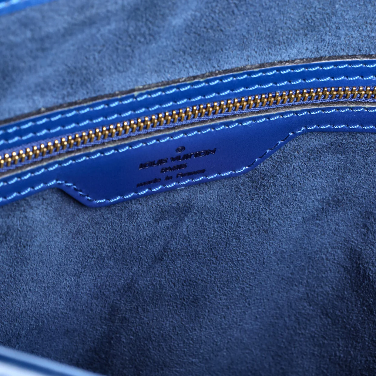 Bucket Bag Epi Leather GM - Deep Luxury