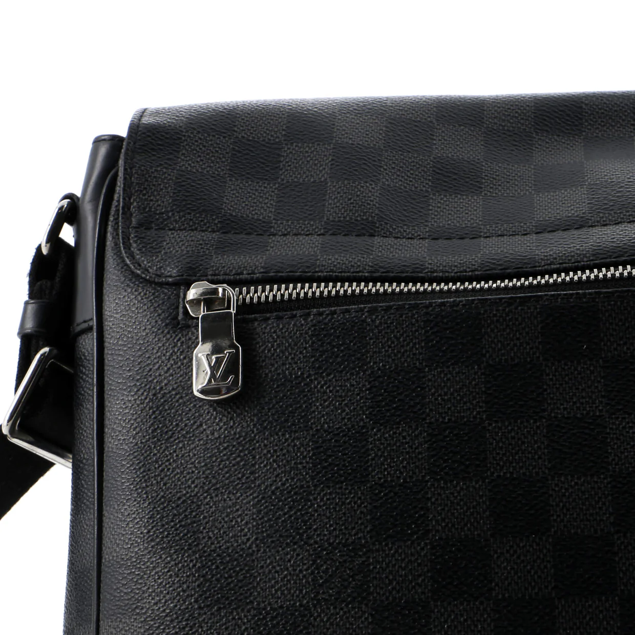 District NM Messenger Bag Damier Graphite MM - Deep Luxury