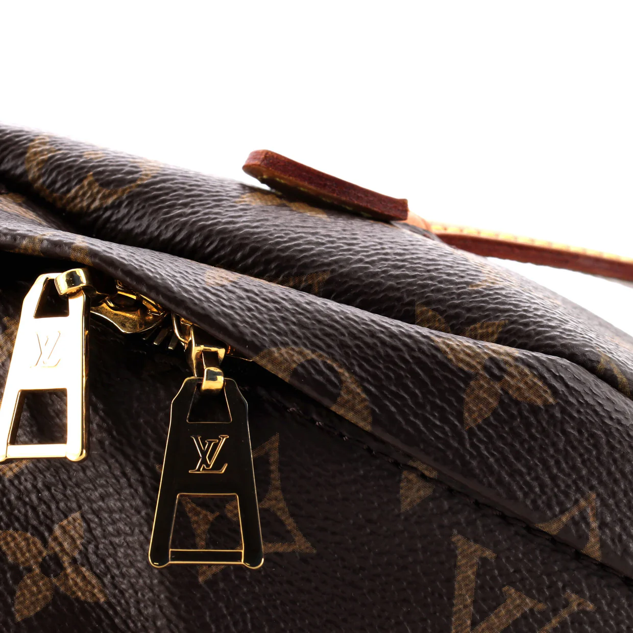 Bum Bag Monogram Canvas - Deep Luxury