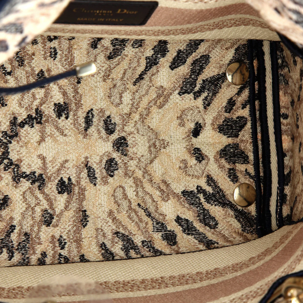 Lady D-Lite Bag Embroidered Canvas Medium - Deep Luxury