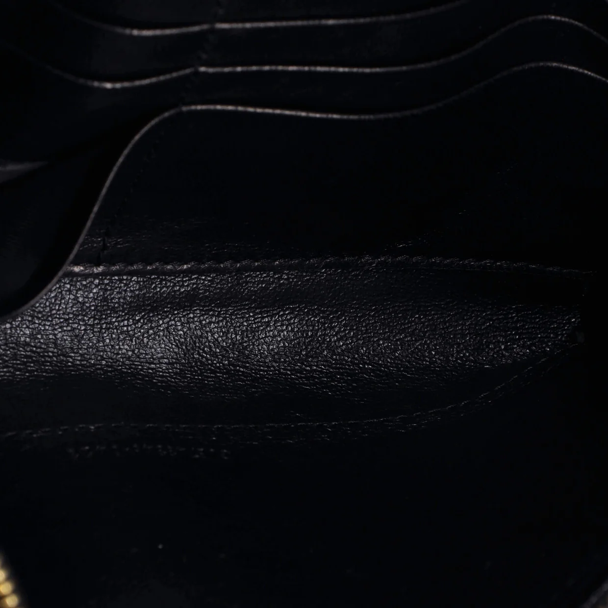 Cassandre Wallet on Chain Quilted Leather Medium - Deep Luxury