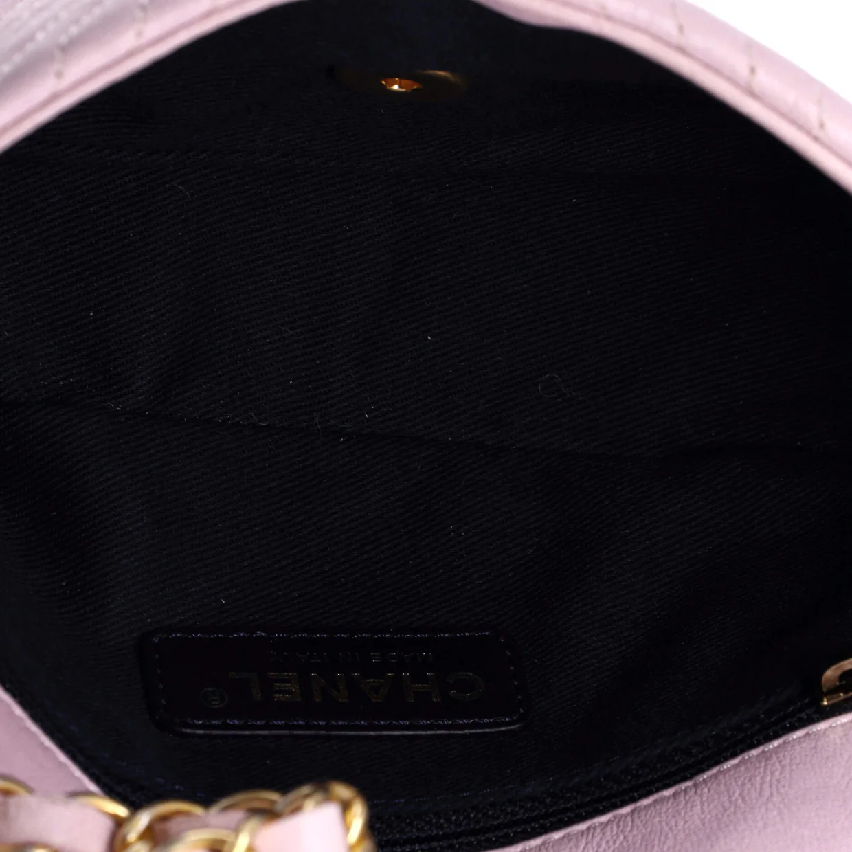 Medallion Charm Flap Bag Chevron Calfskin Small - Deep Luxury