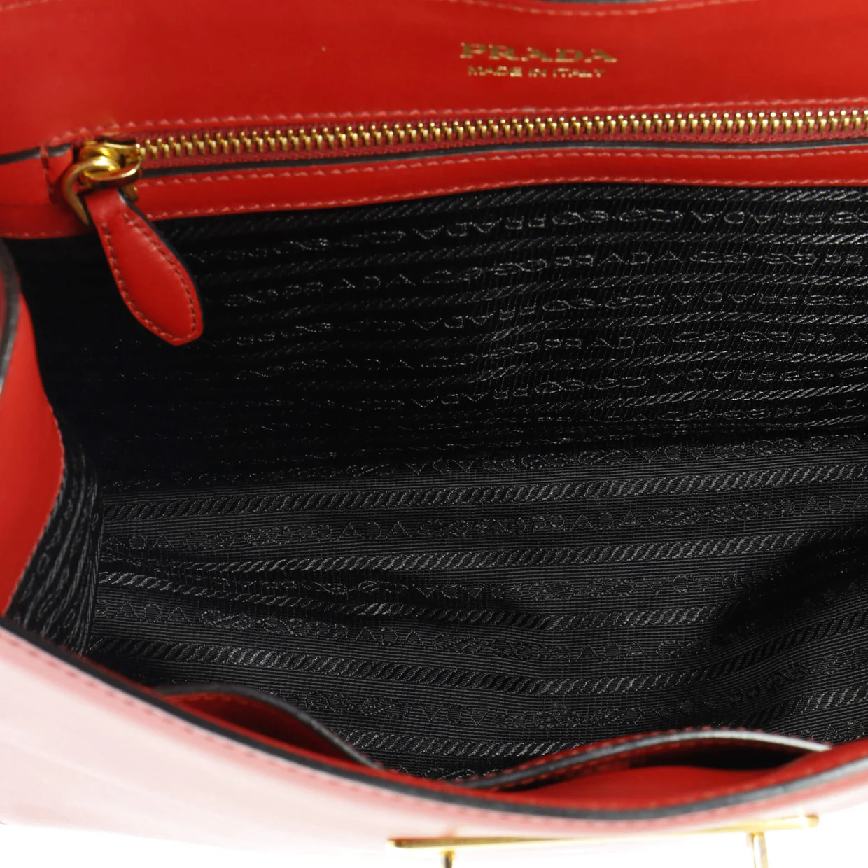Cahier Convertible Shoulder Bag City Calf and Saffiano Medium - Deep Luxury