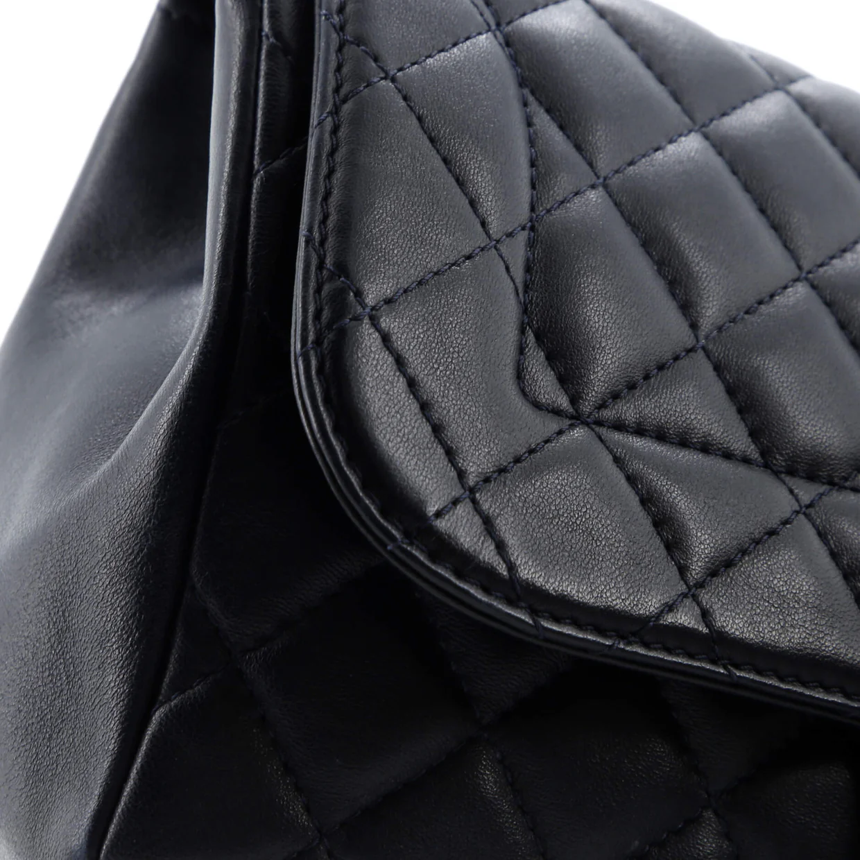 Mademoiselle Chic Flap Bag Quilted Lambskin Medium - Deep Luxury