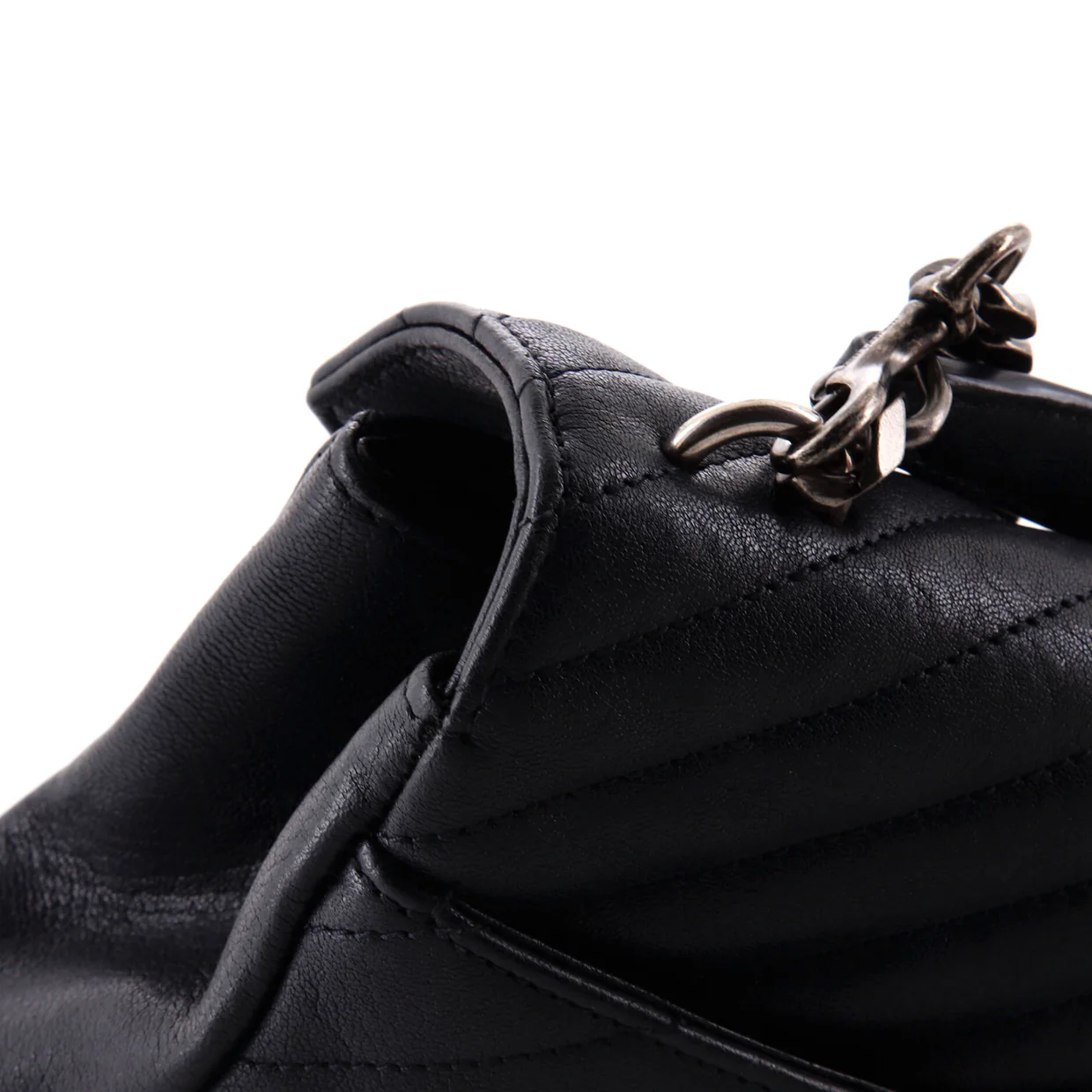 Classic Monogram College Bag Matelasse Chevron Leather Medium - Deep Luxury