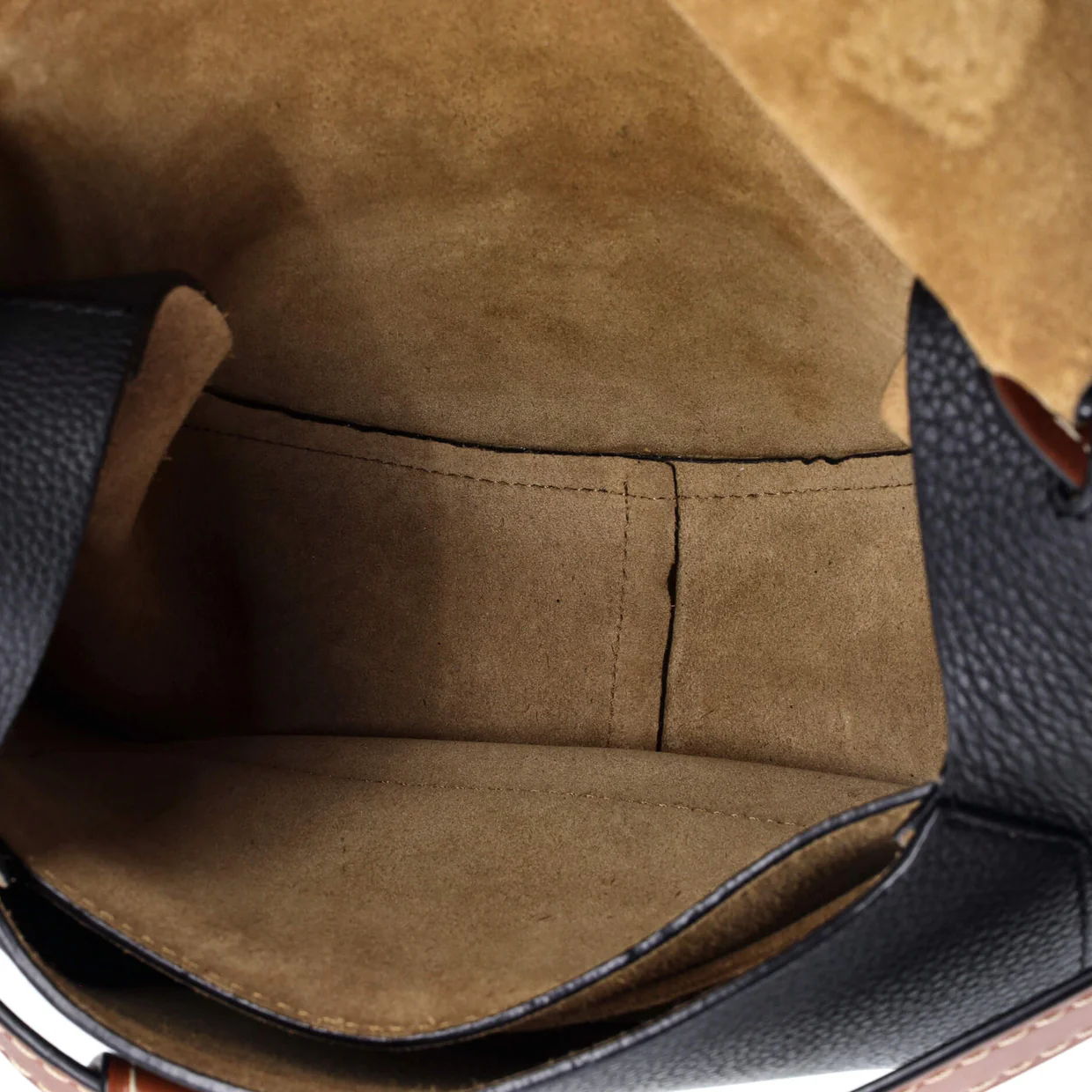 Gate Shoulder Bag Leather Small - Deep Luxury